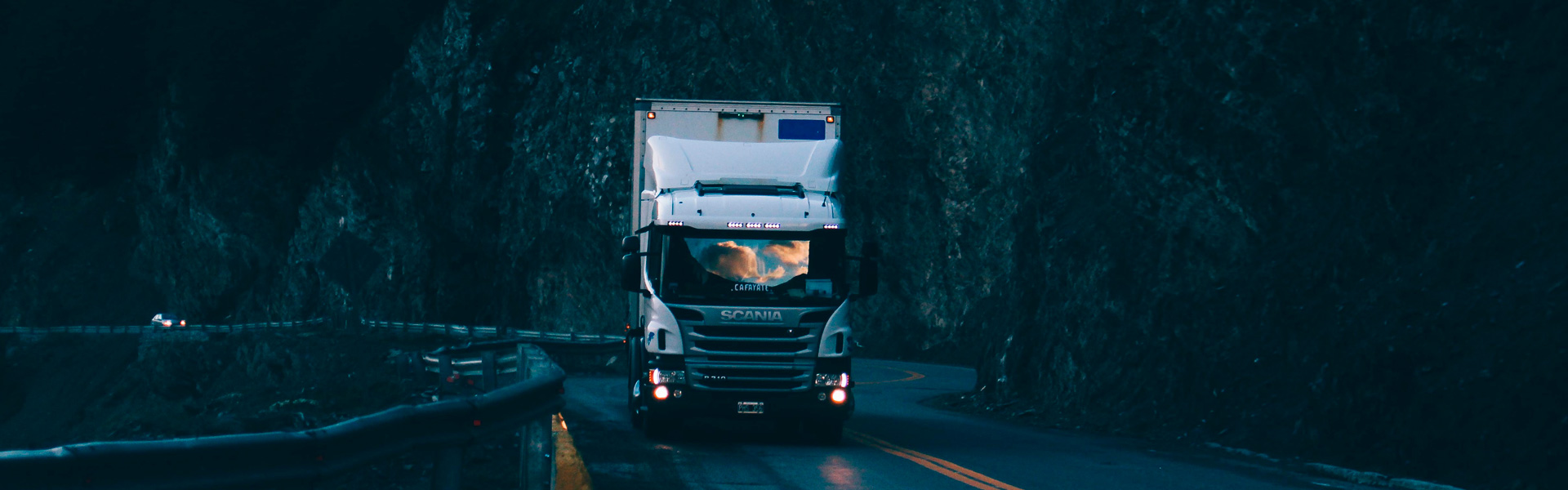 Atera Logistics Shipping